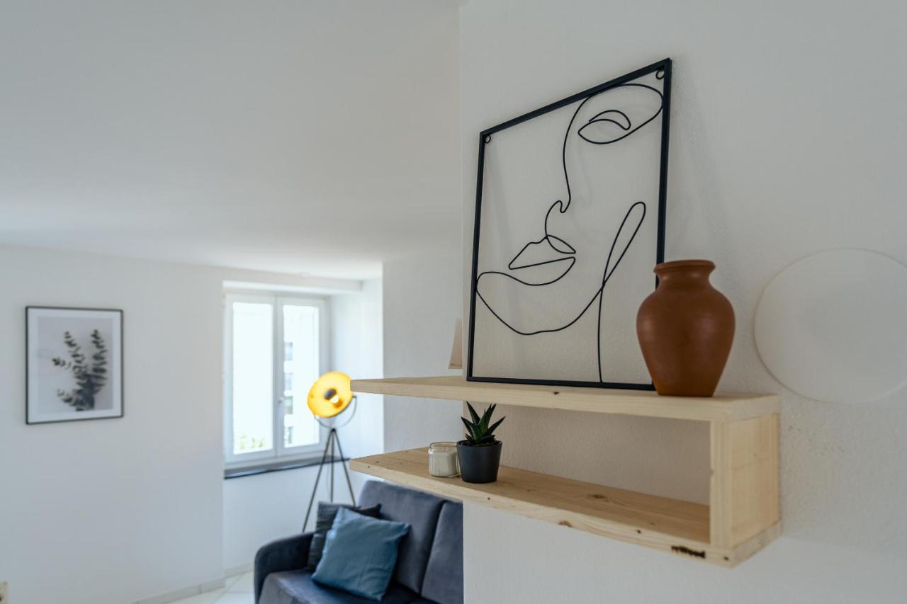 Apartment In The City Center With Free Parking Biel Luaran gambar